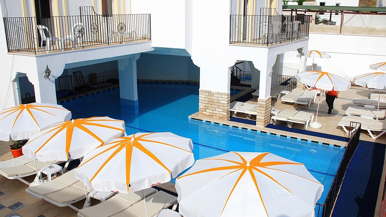 pools-main-building