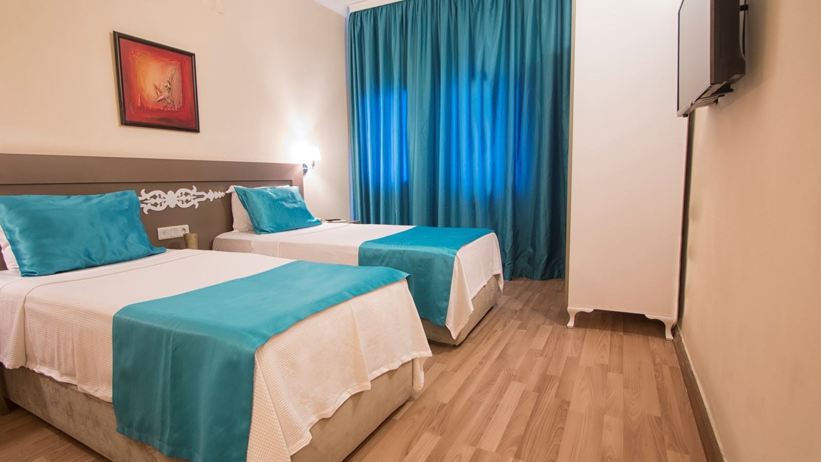 rooms-standard-room
