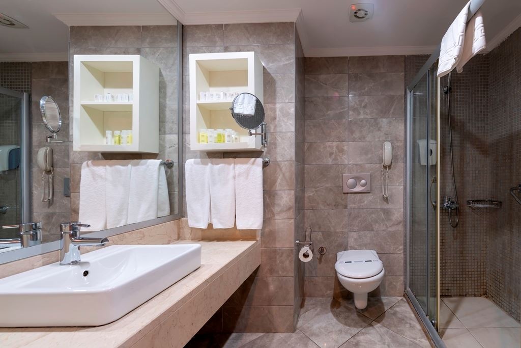 rooms-standard-room-land-view