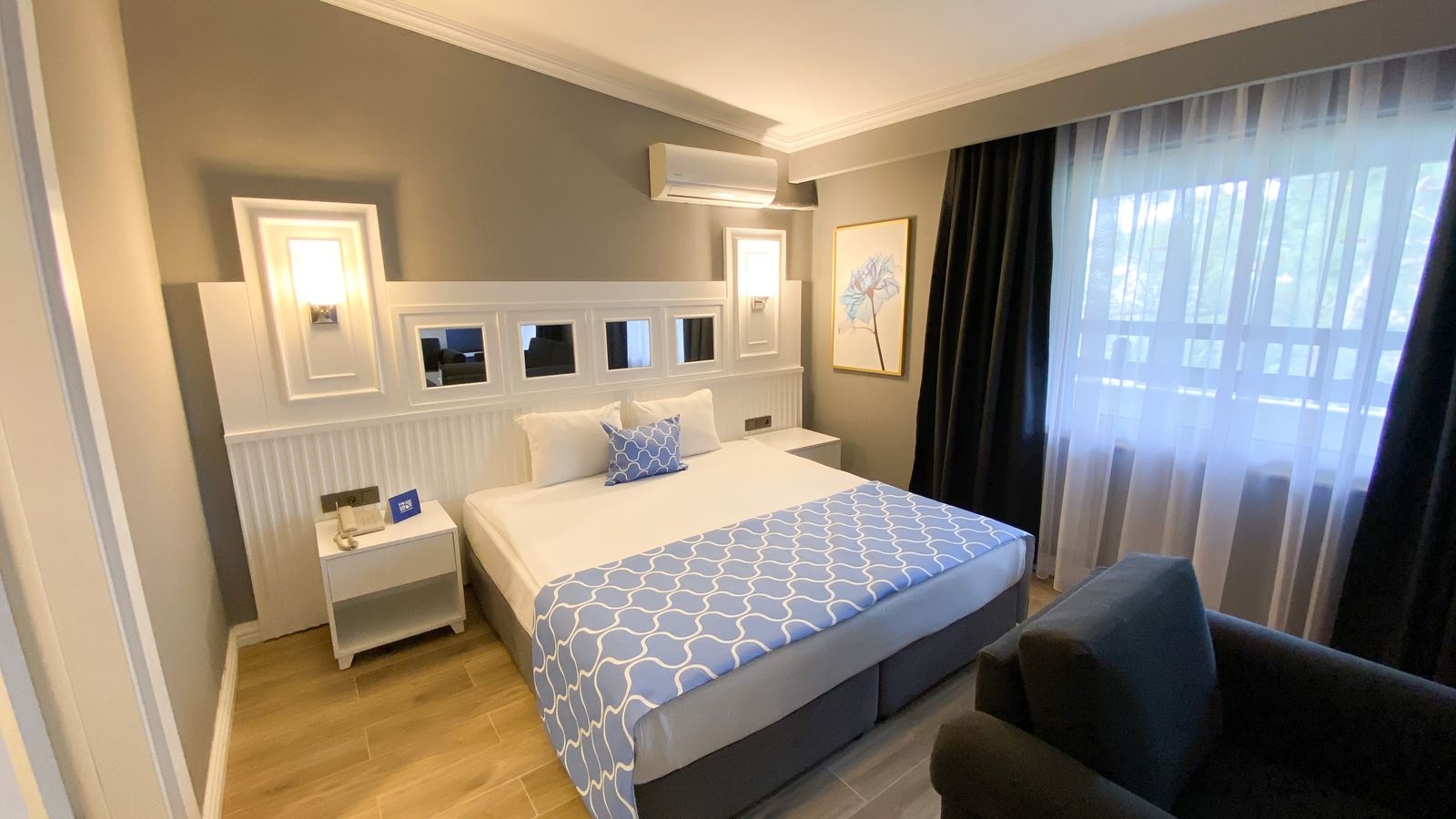 rooms-suite-room