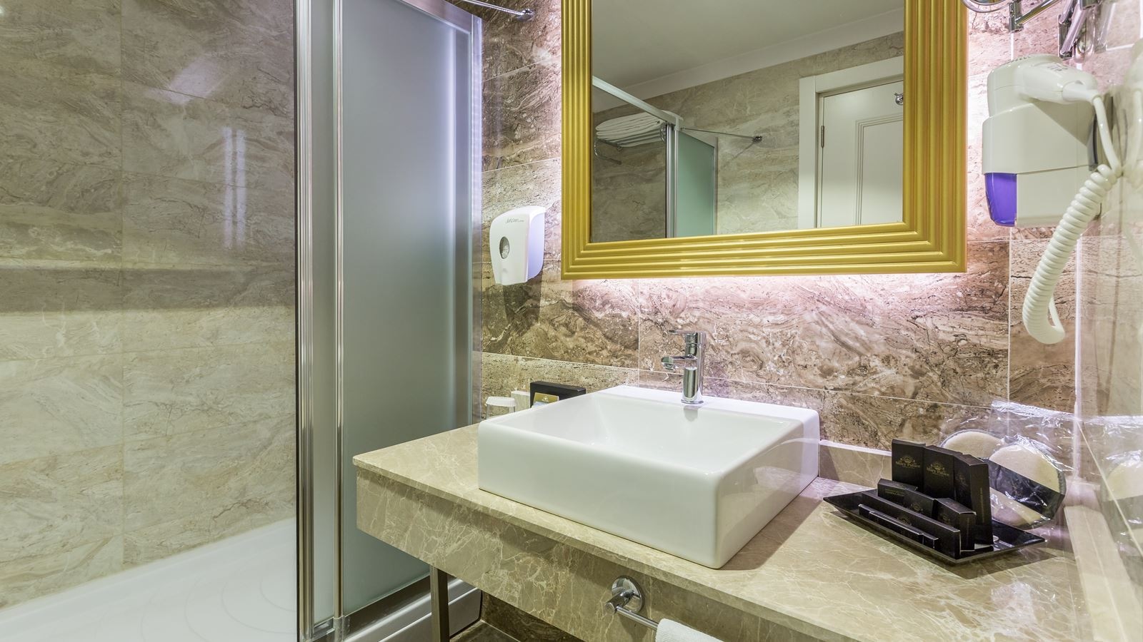 rooms-standart-landview-room