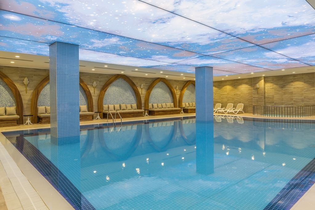 pools-indoor-pool