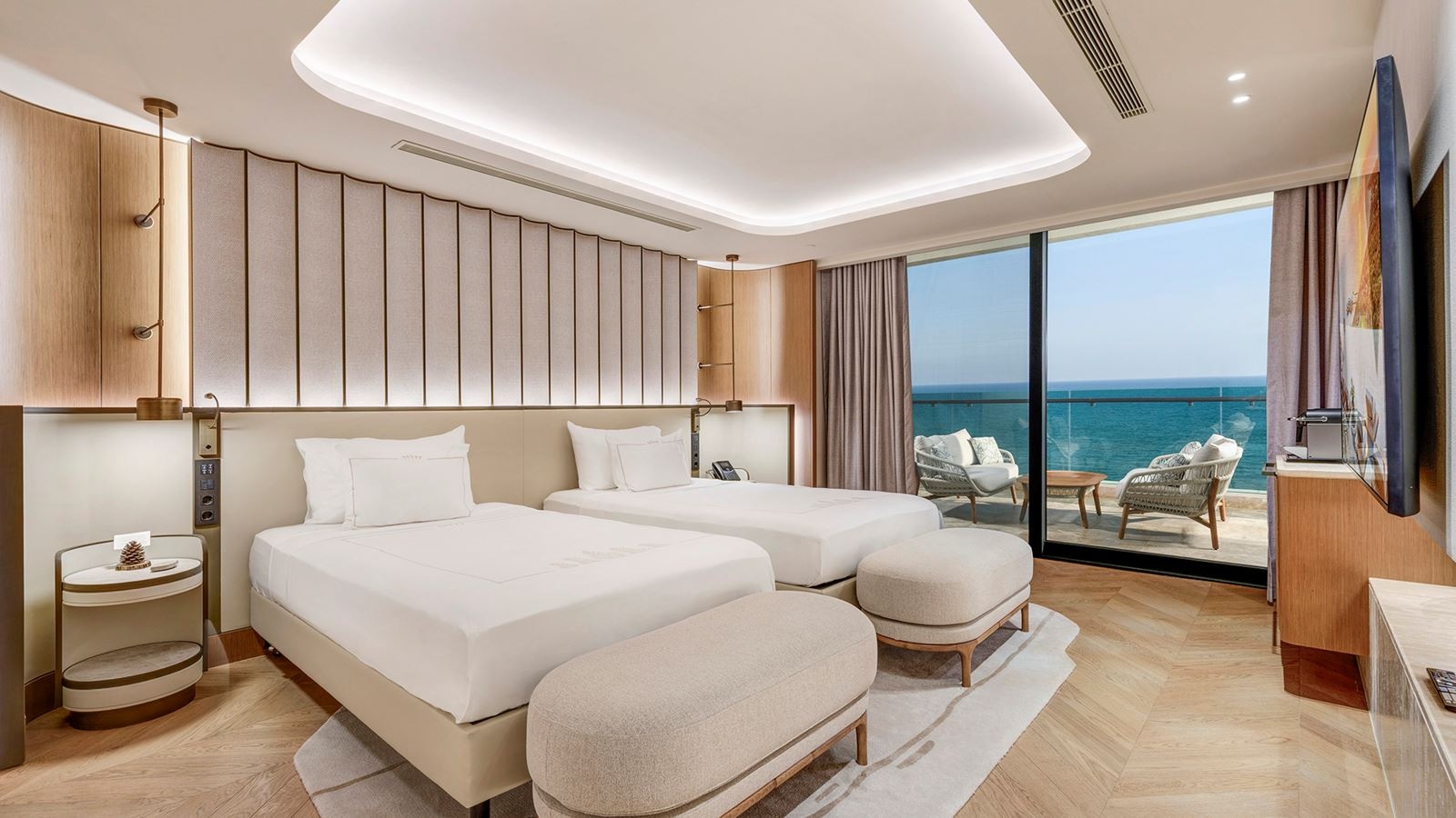 rooms-crown-horizon-suite
