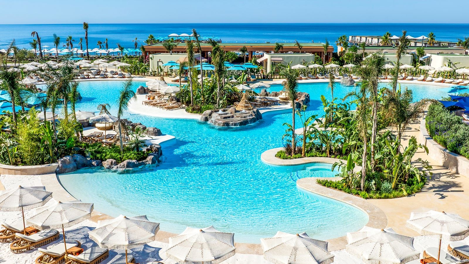 pools-outdoor--indoor-pool