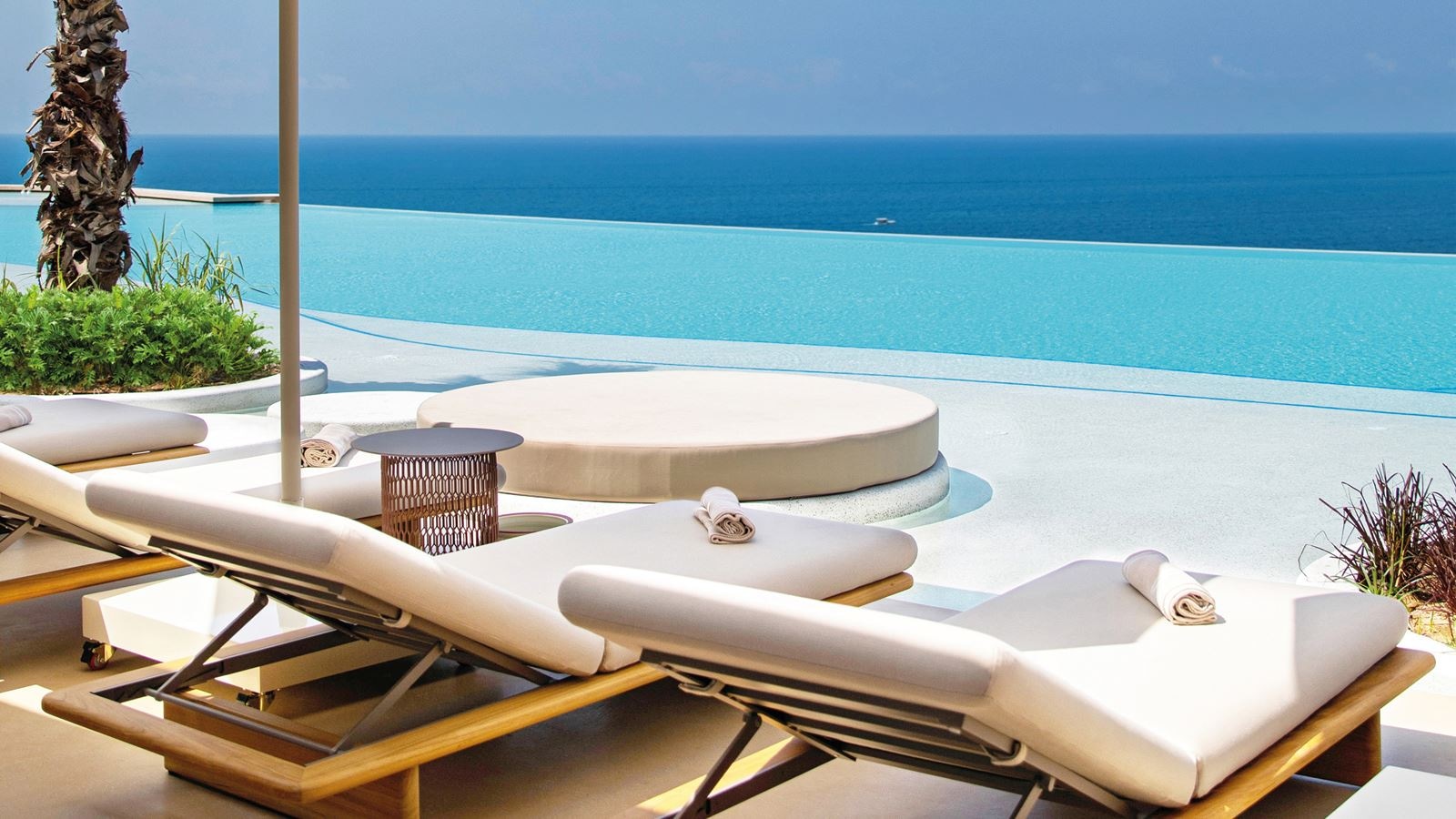 pools-outdoor--indoor-pool