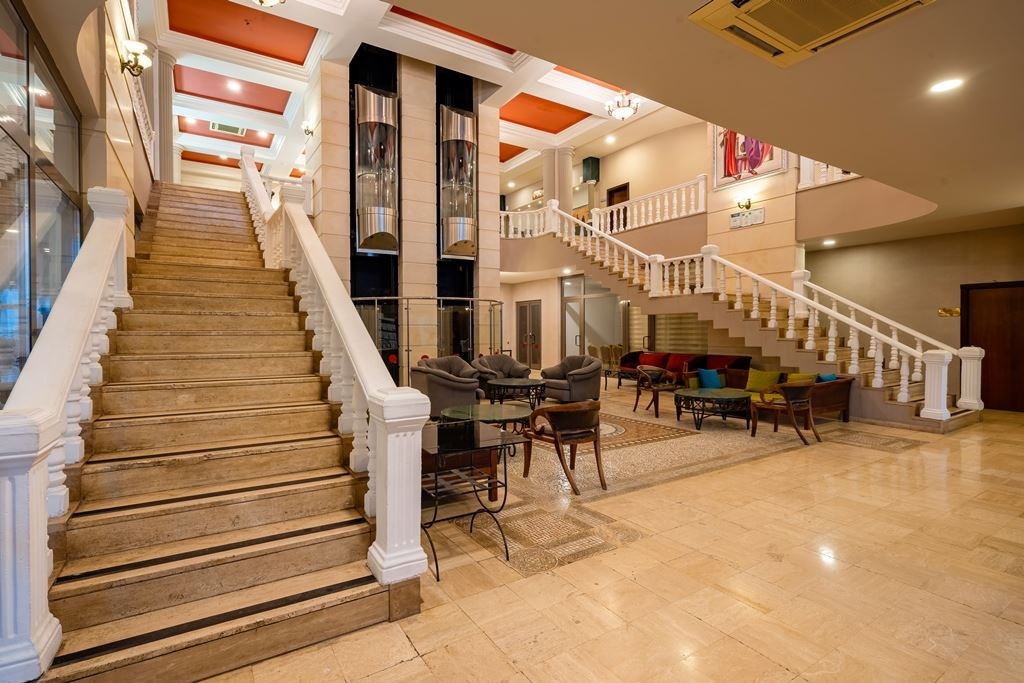 general-main-building