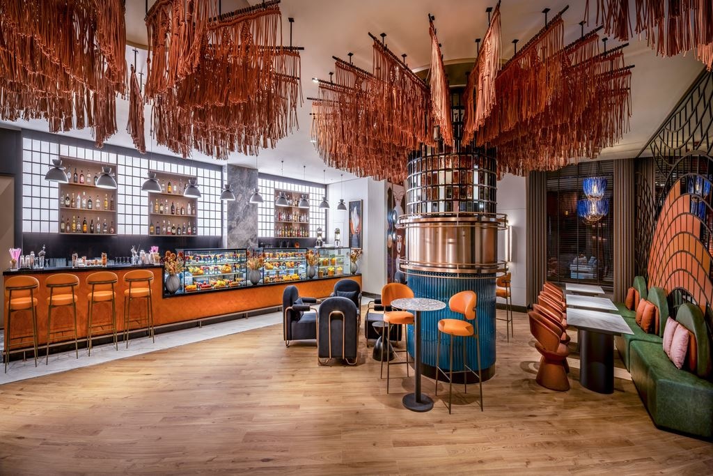 bars-liquid-art-barmixology