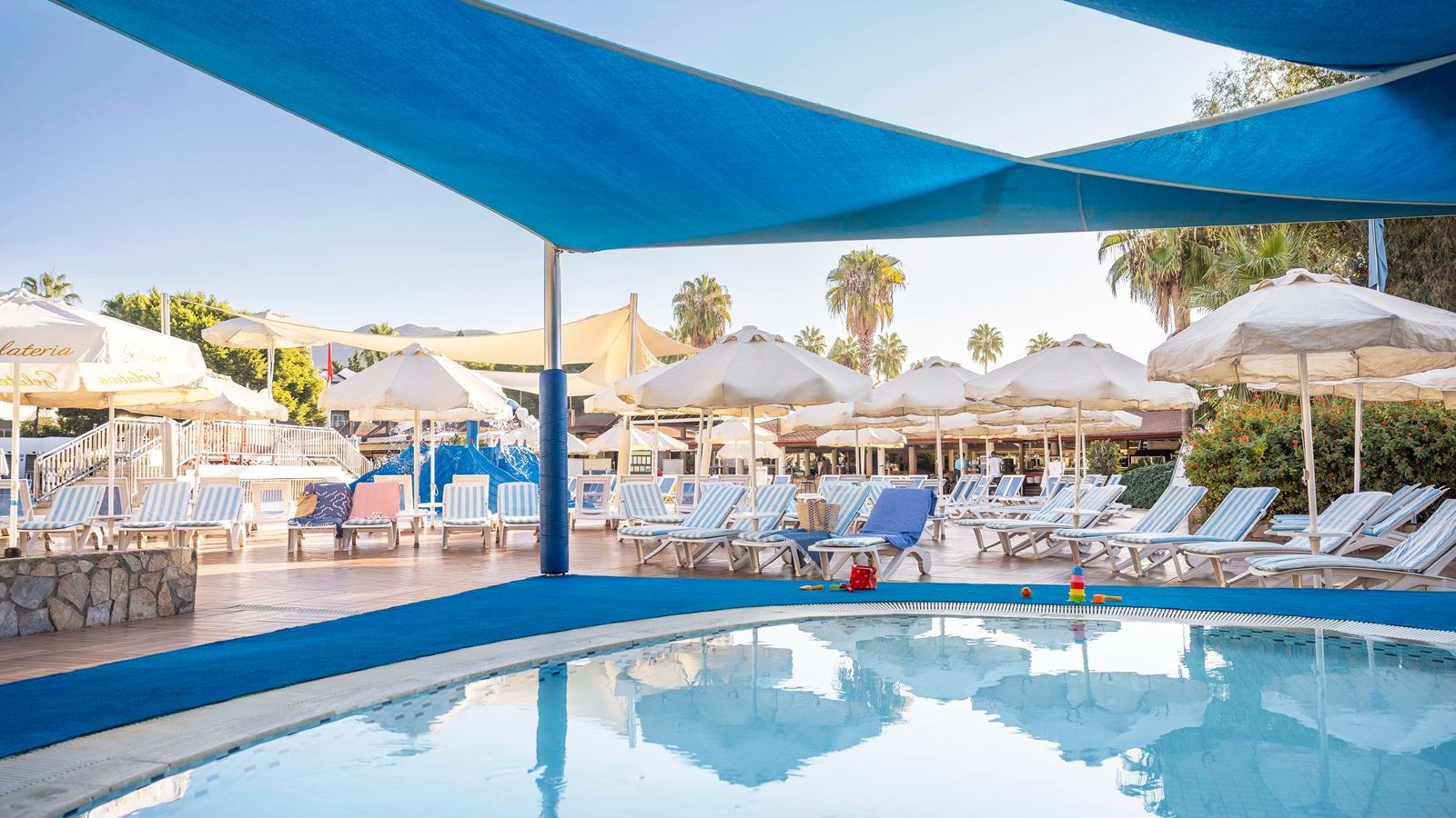 pools-outdoor-childrens-pool