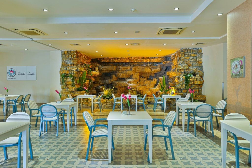 restaurants-waterworld-snack-restaurant