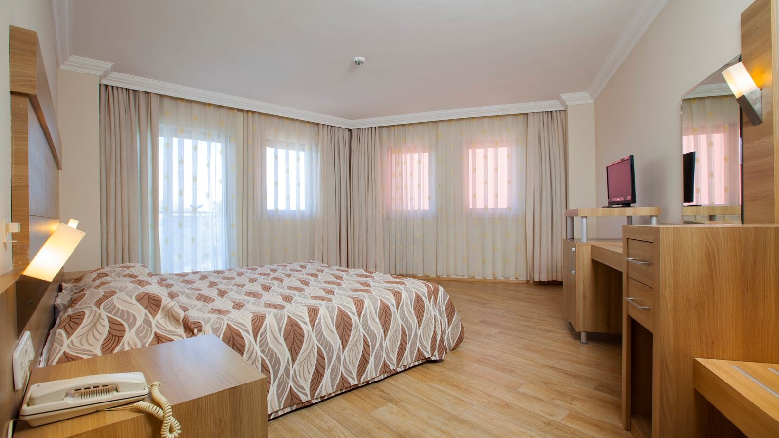 rooms-family-room