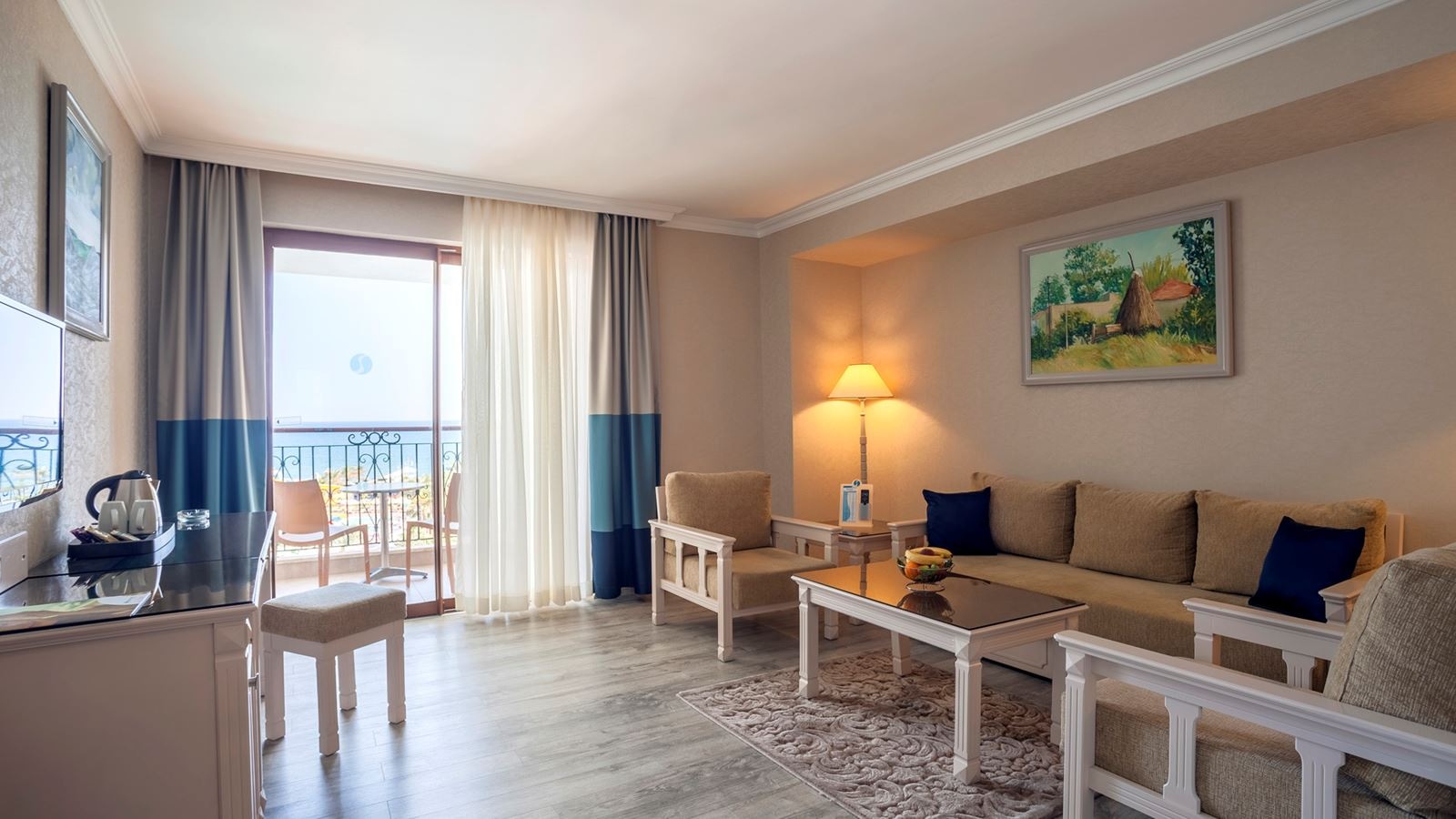 rooms-hotel-senior-suite