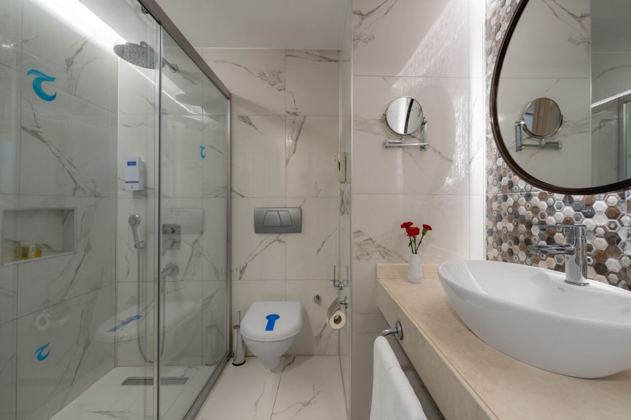 rooms-hotel-standard-room-direct-sea-view