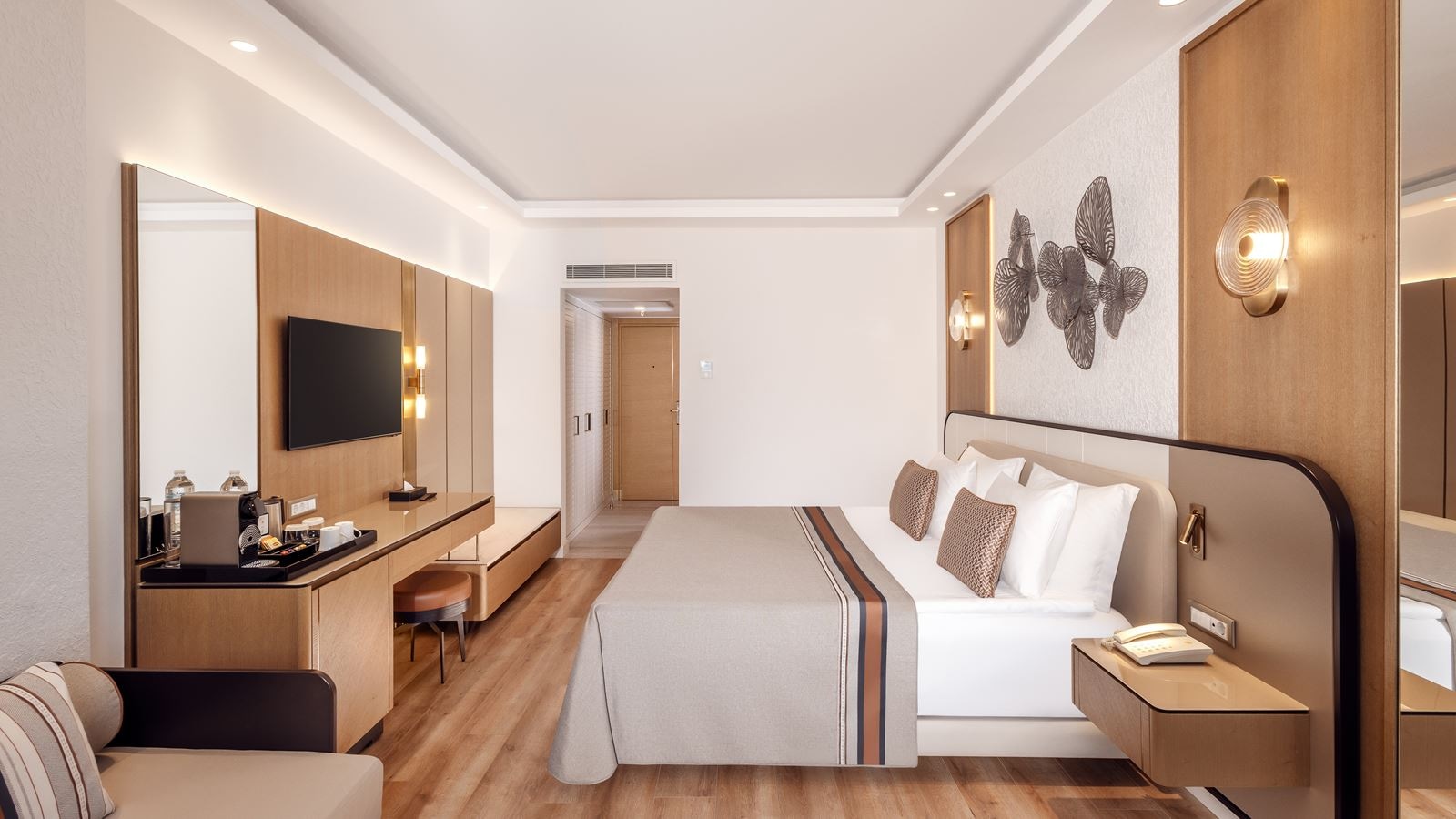 rooms-deluxe--side-sea-view
