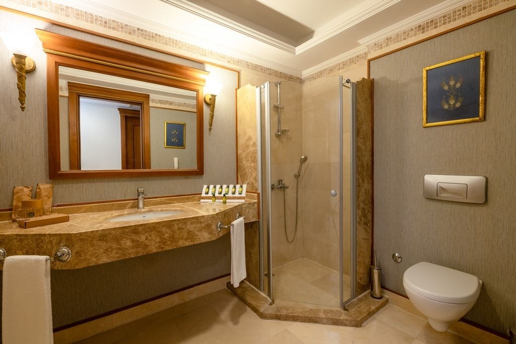 rooms-club-room-forest-view-istanbul--roma-street