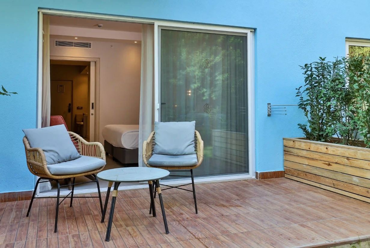 rooms-club-family-suite-forest-view