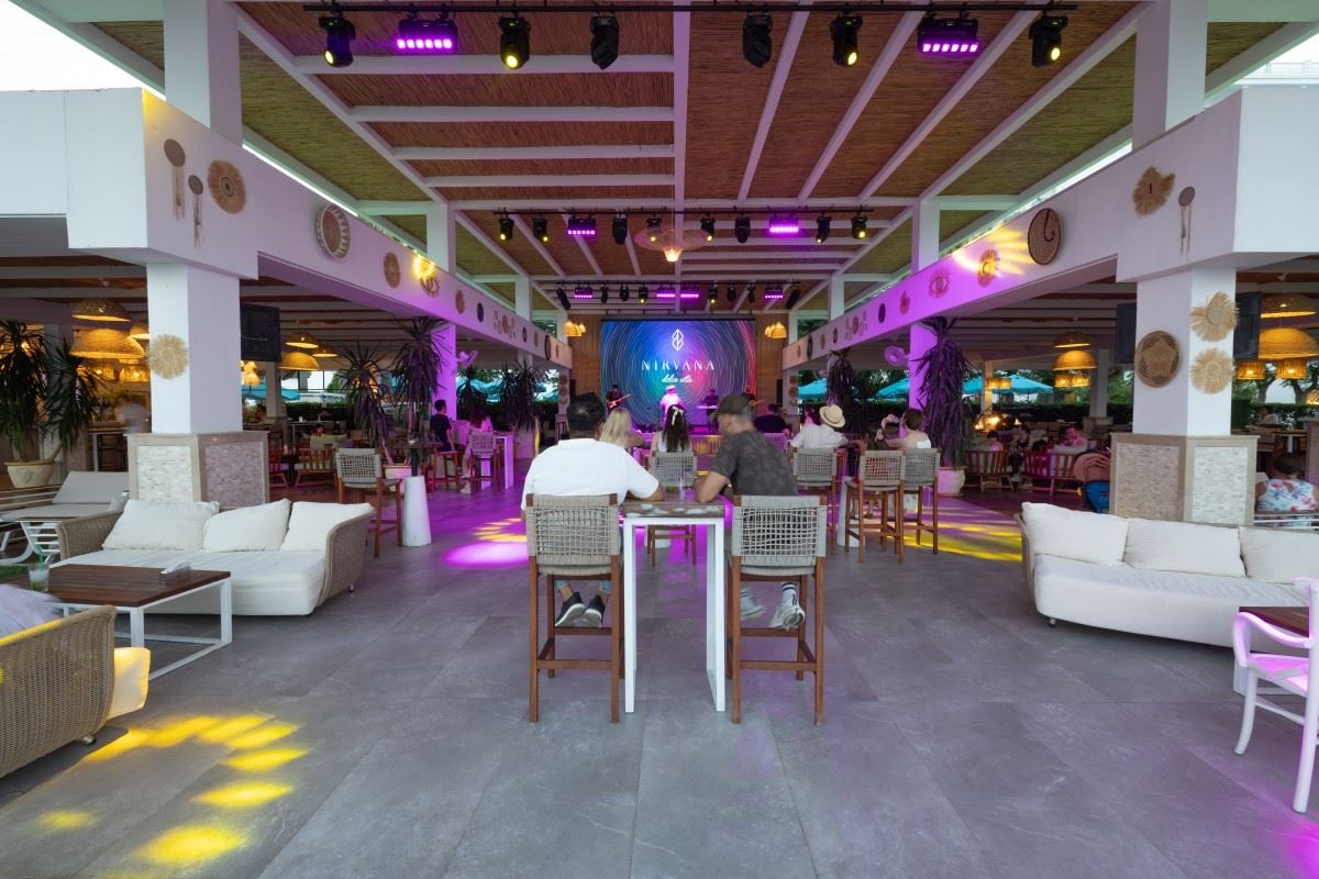 bars-havana-beach-bar