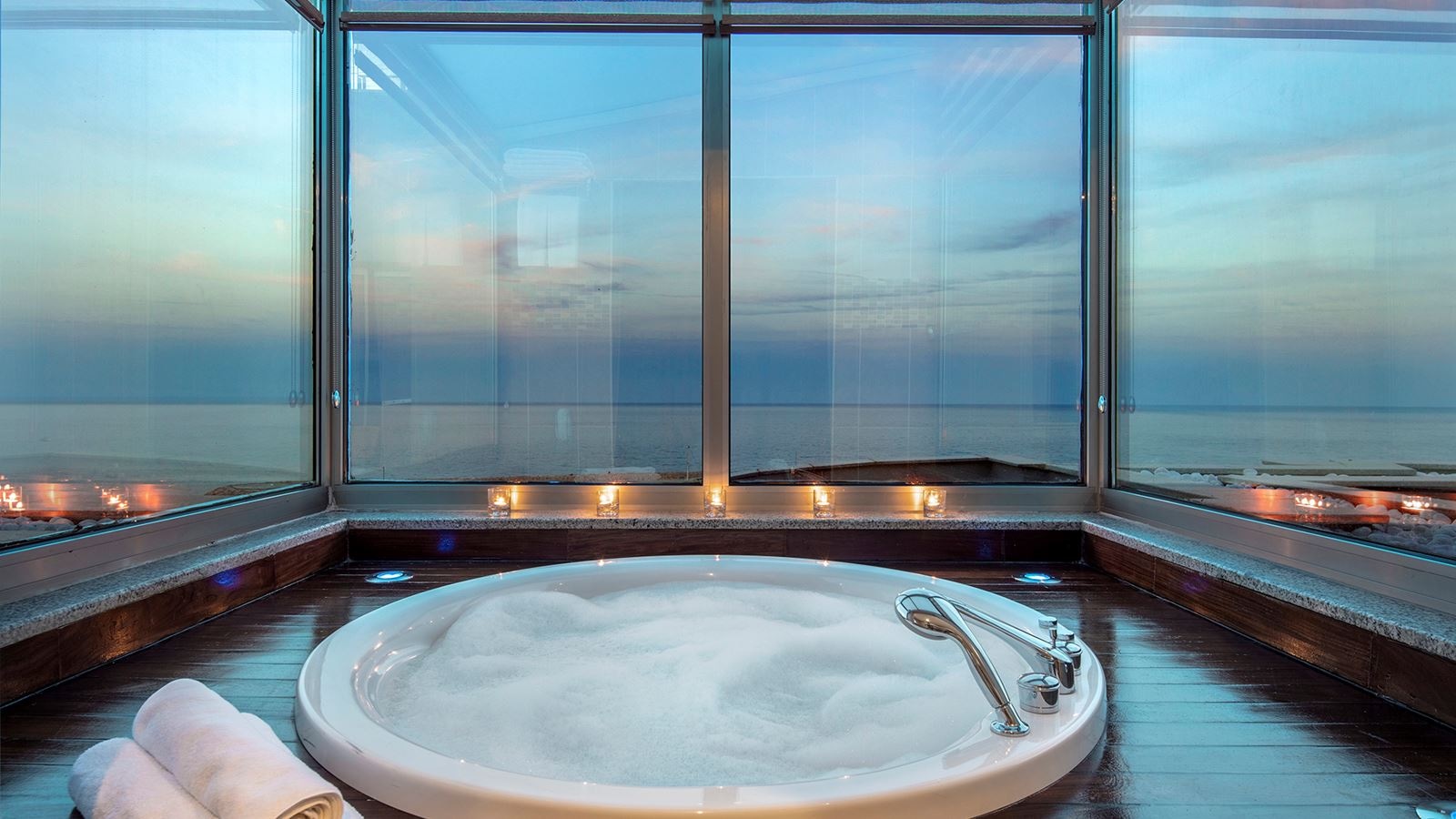 rooms-king-suite