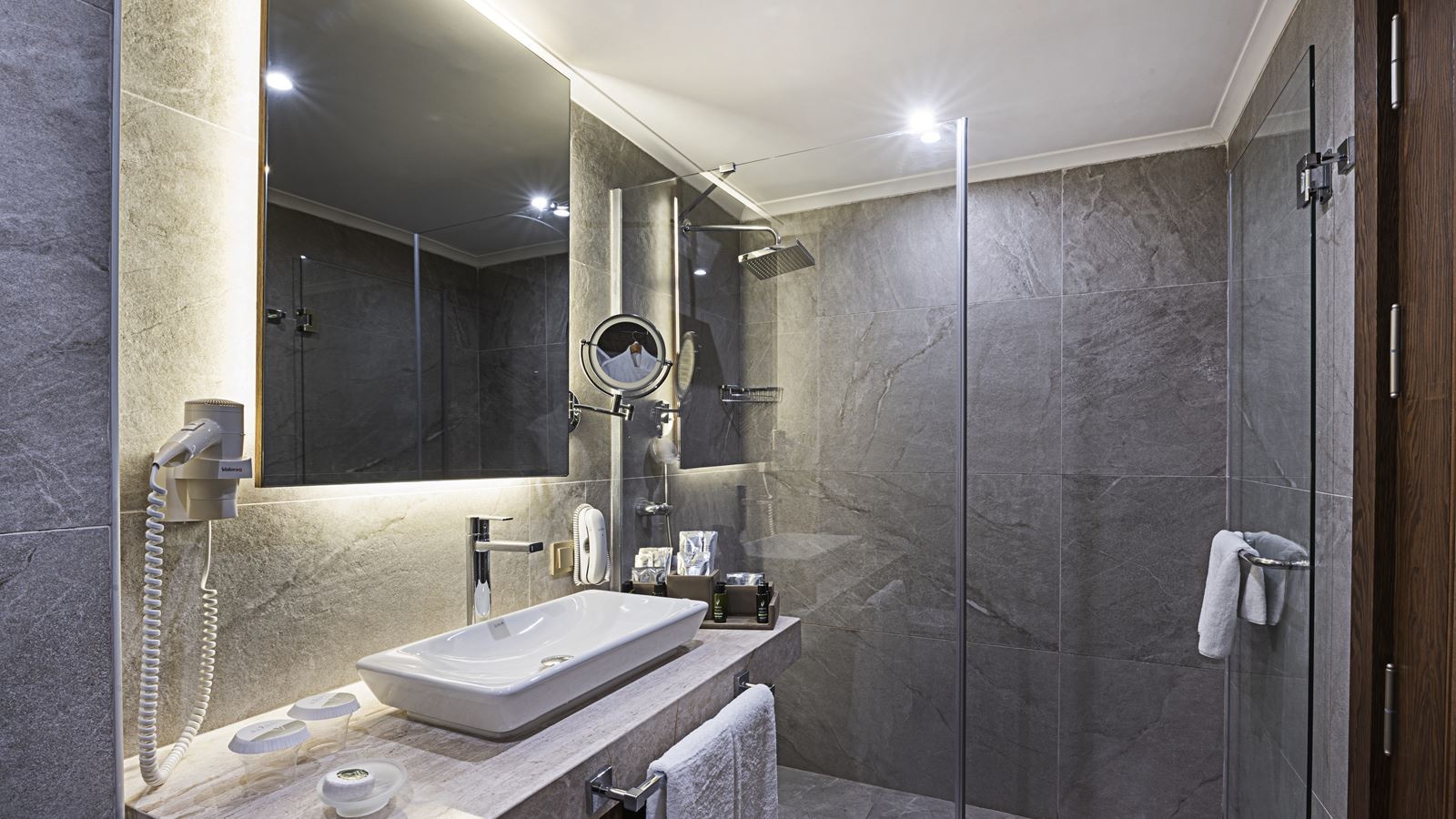 rooms-comfort-room