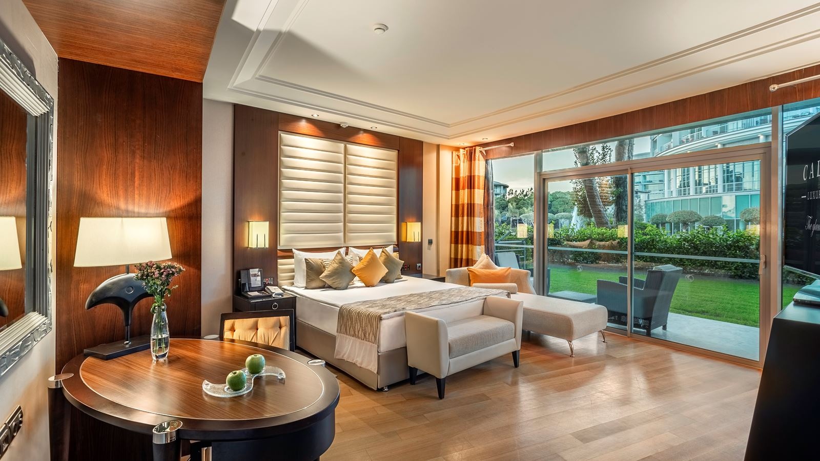 rooms-corner-suite