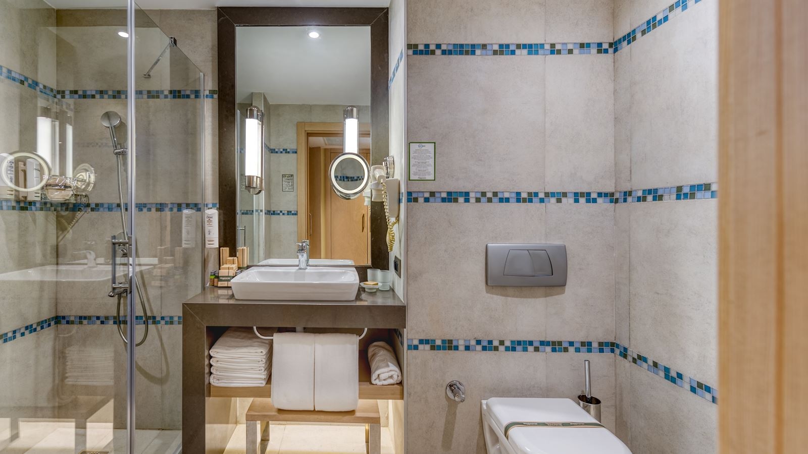 rooms-deluxe-junior-suite