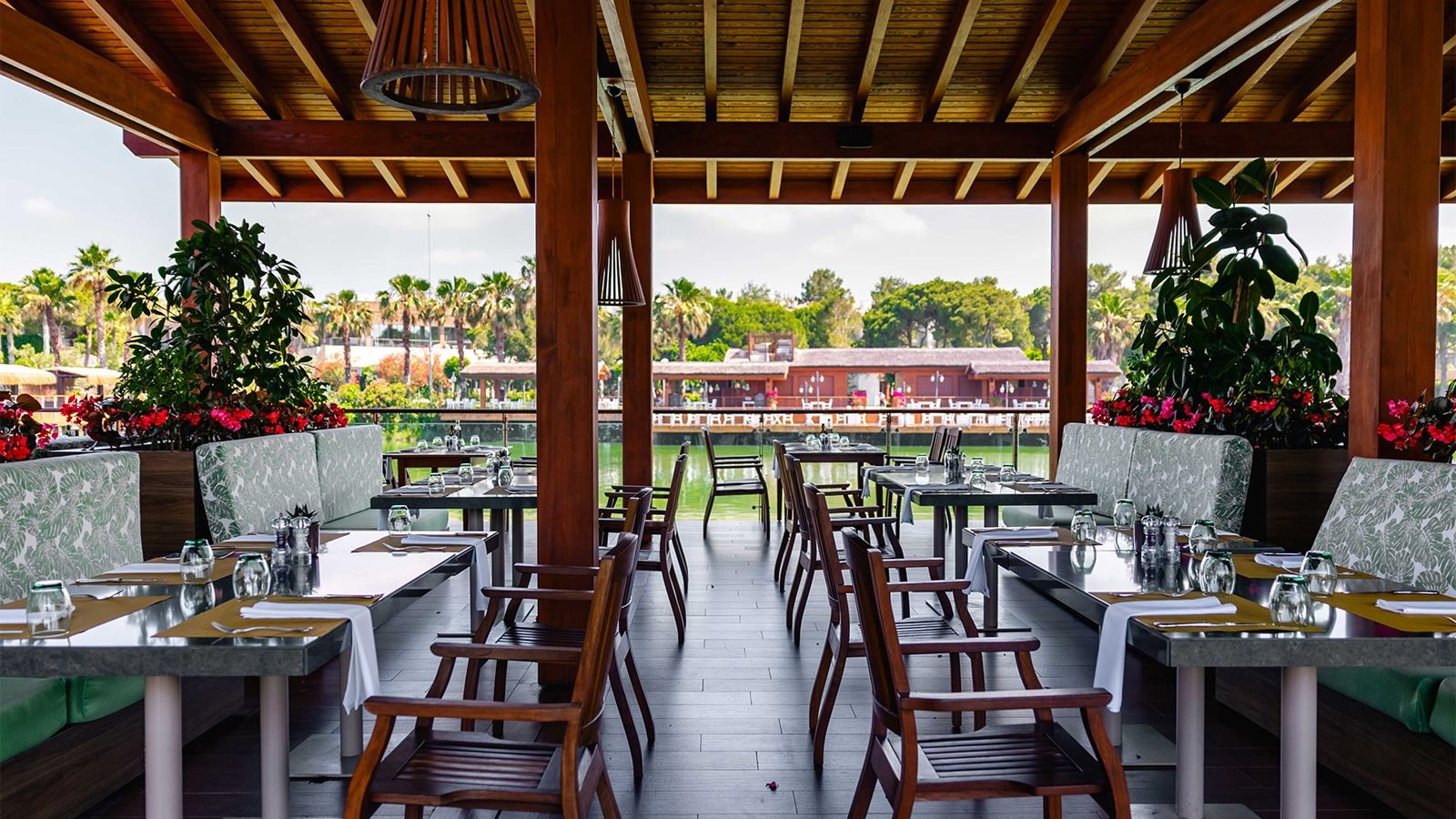 restaurants-traces-beach-snack
