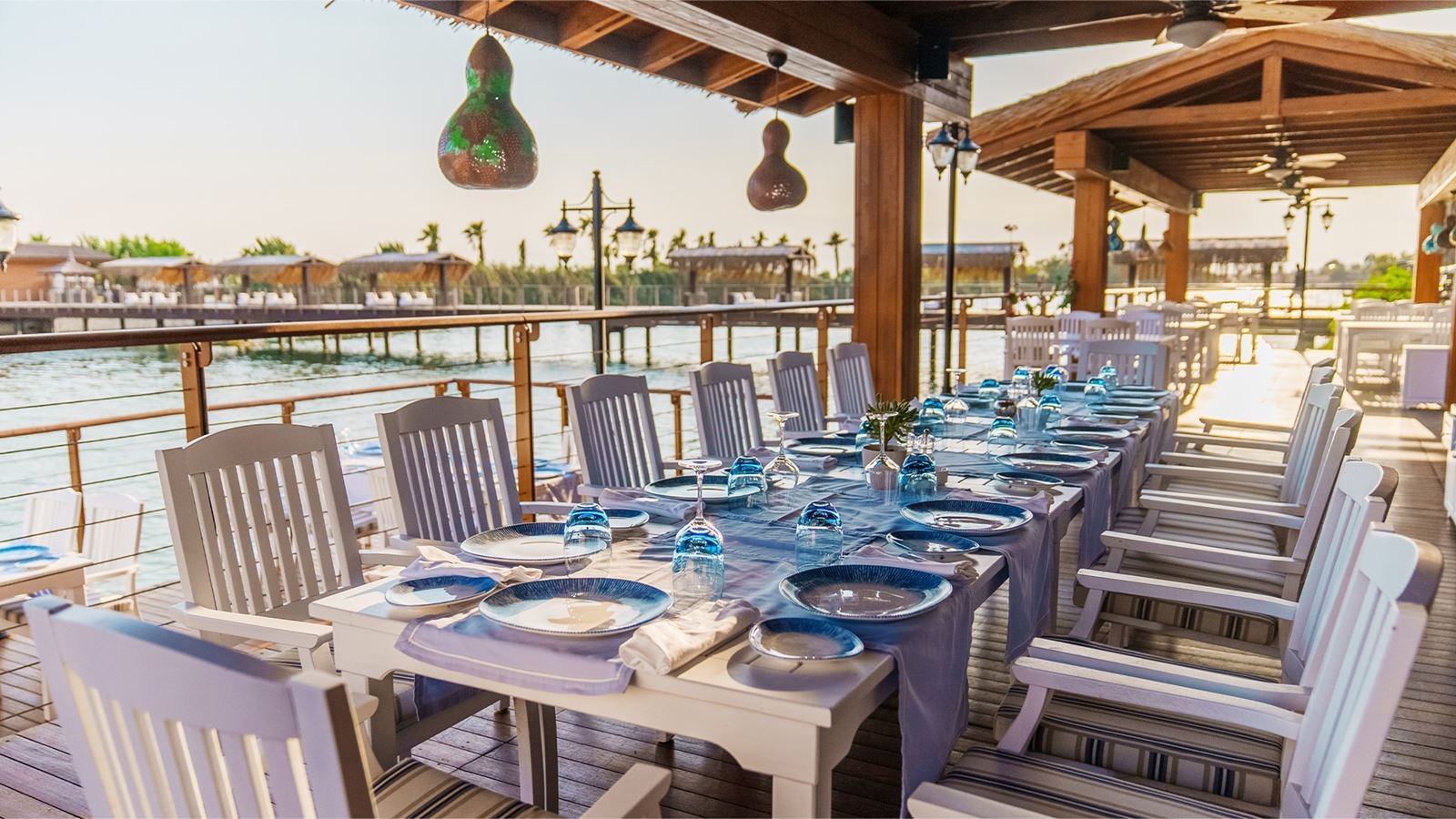 restaurants-river-landing