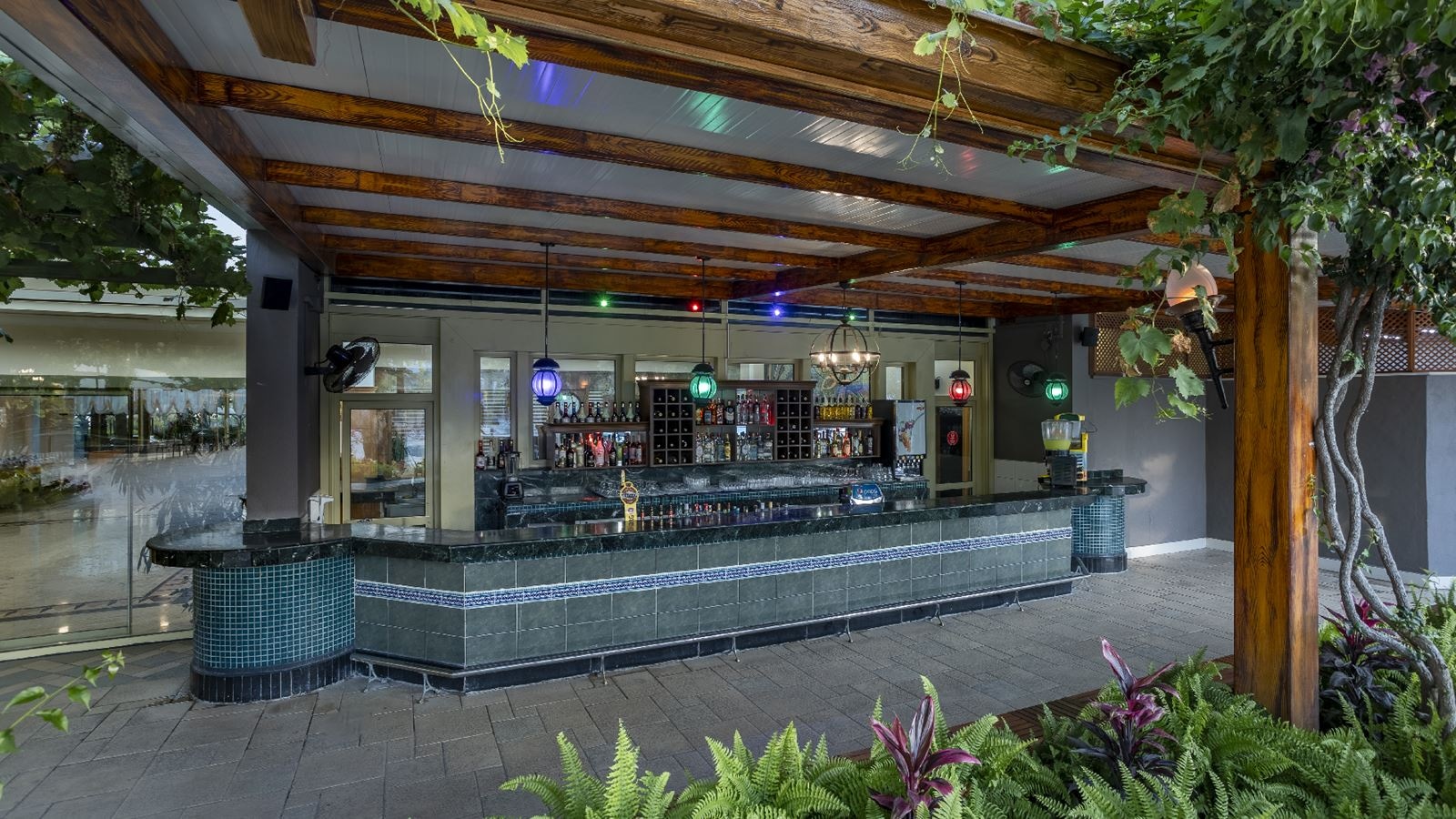 bars-pool-bar