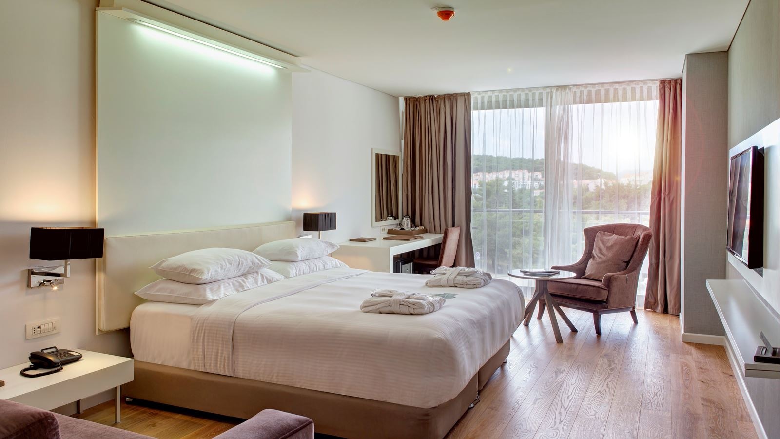 rooms-classic-room
