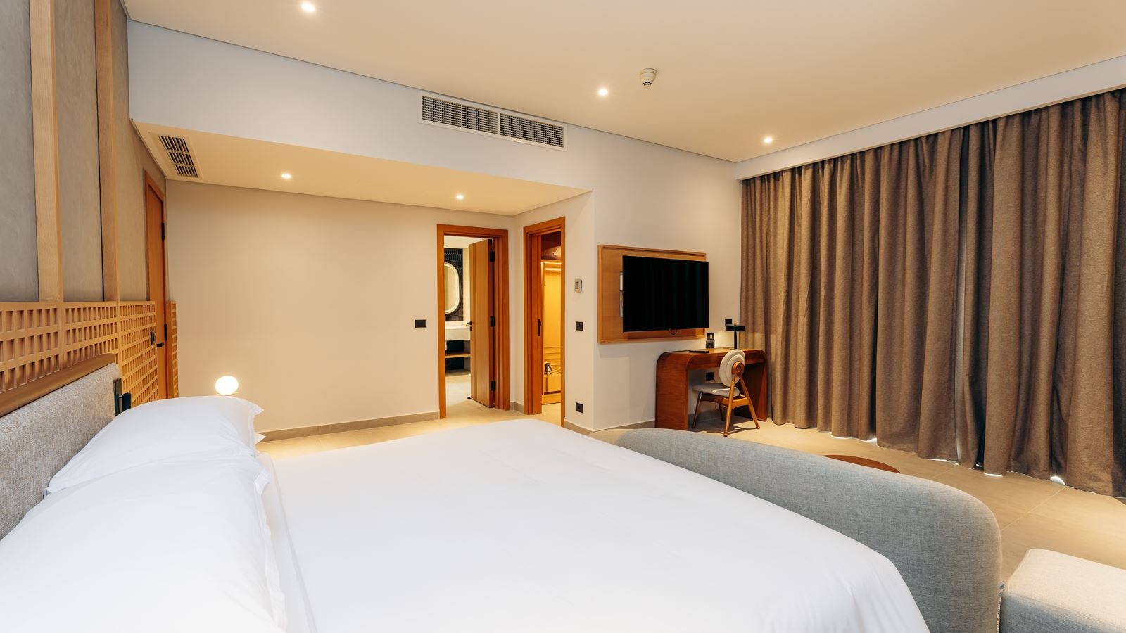 rooms-royal-villa