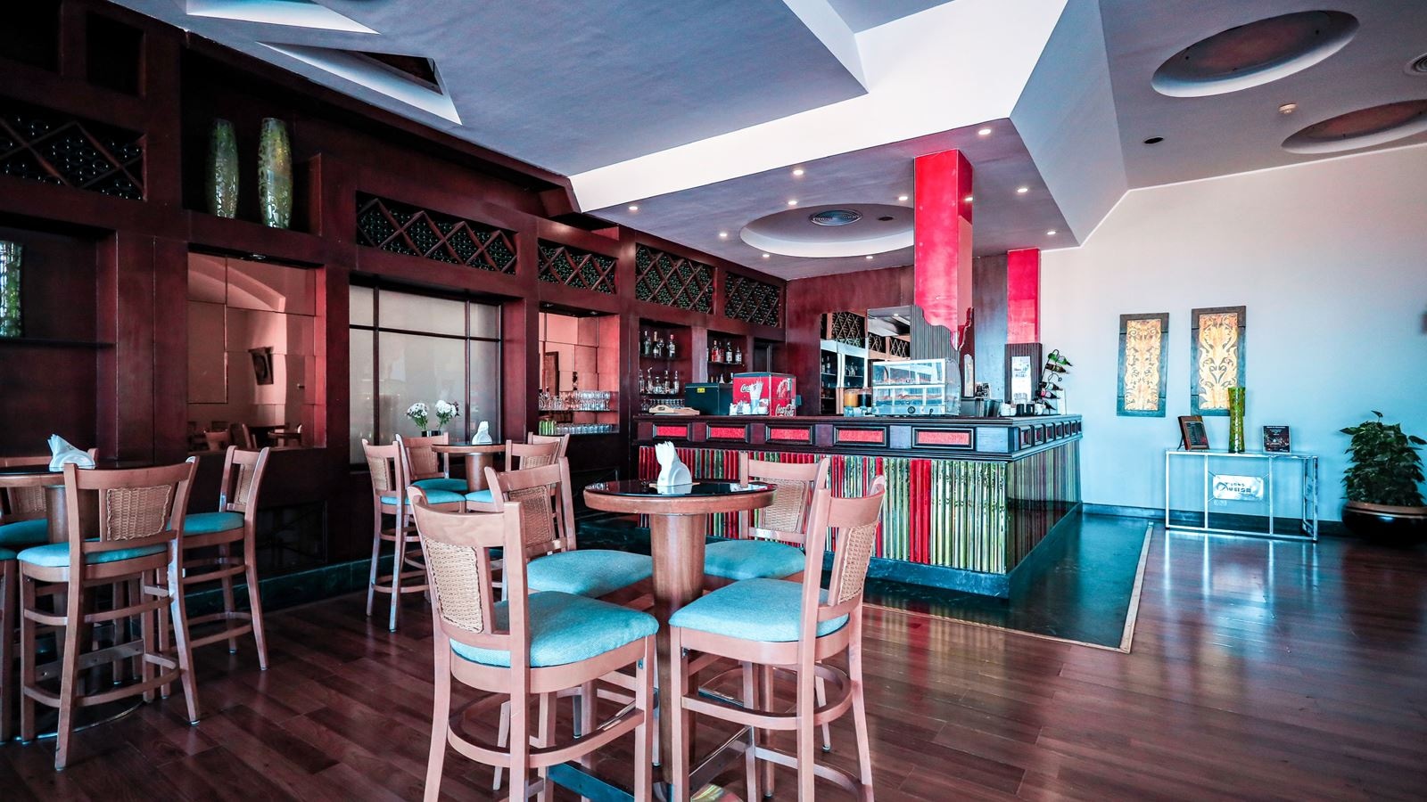 restaurants-lobby-bar