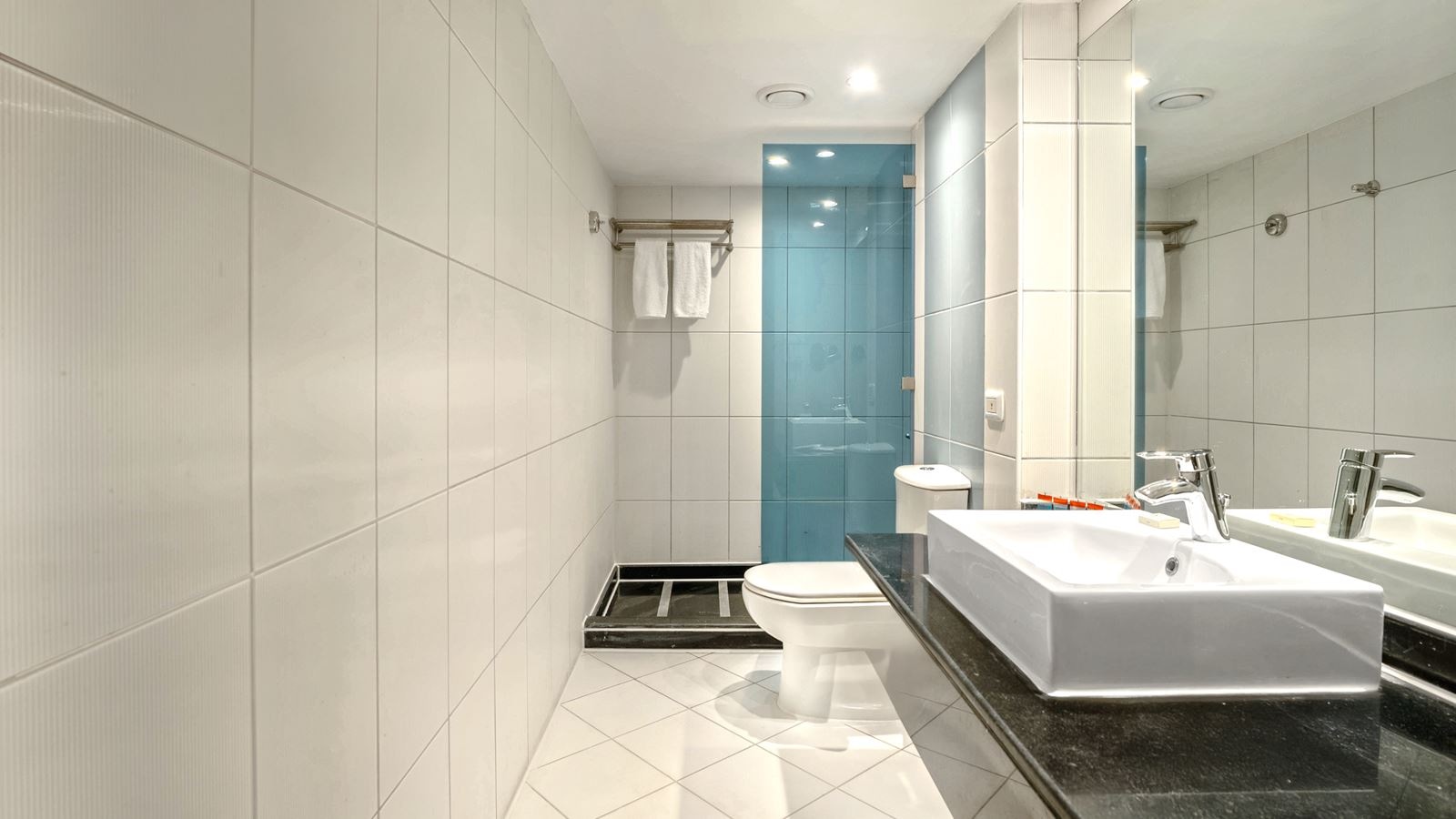 rooms-suite