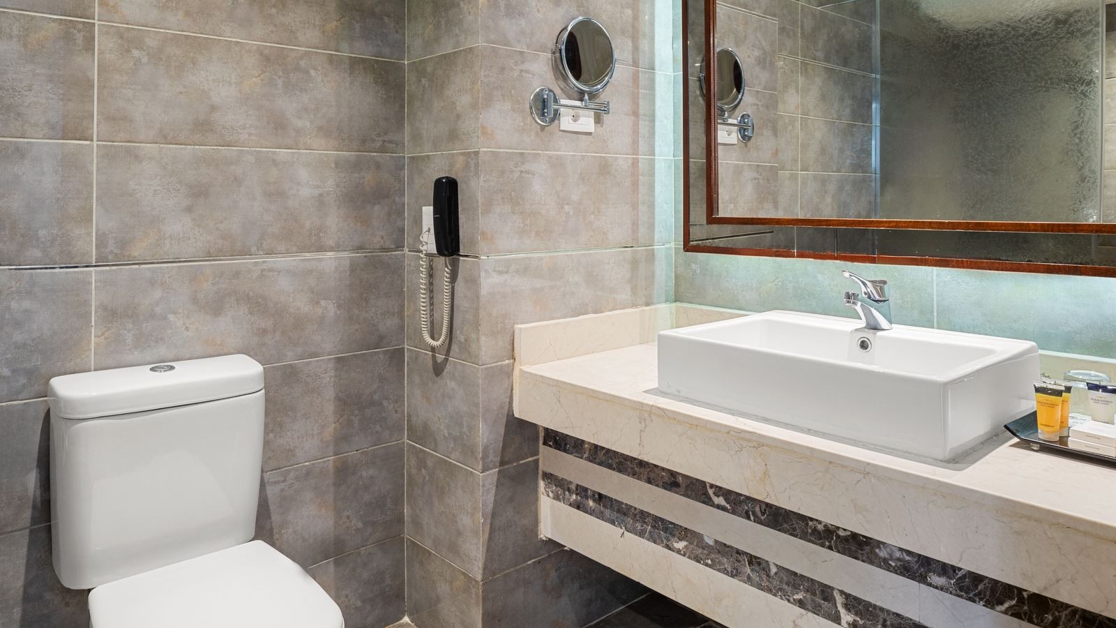 rooms-room-superior-lagoon-view