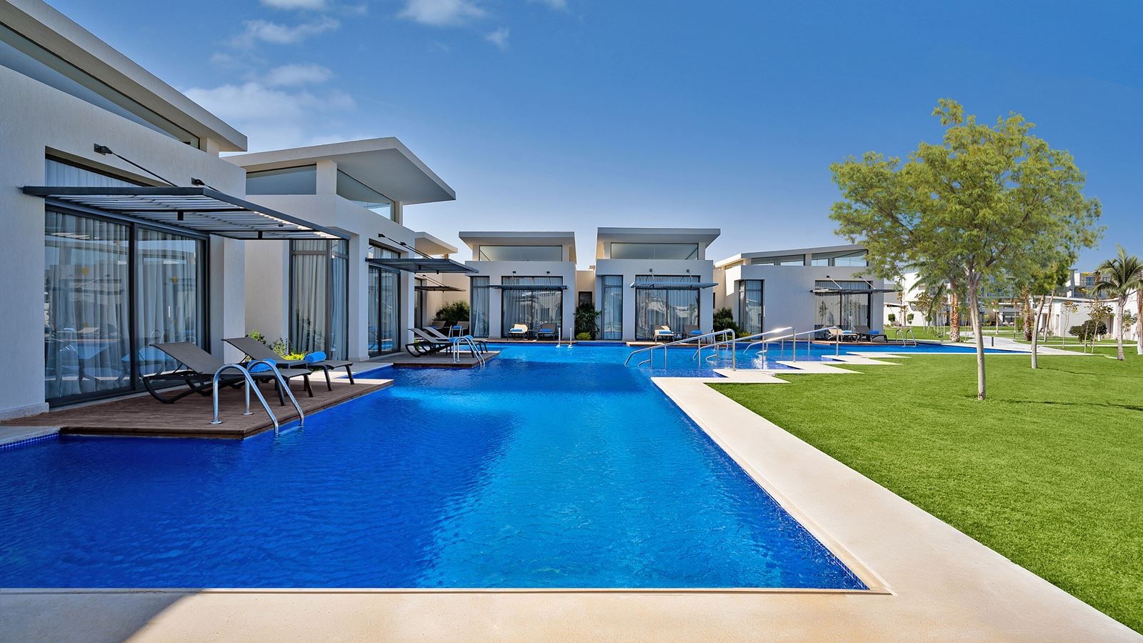 rooms-pool-villa