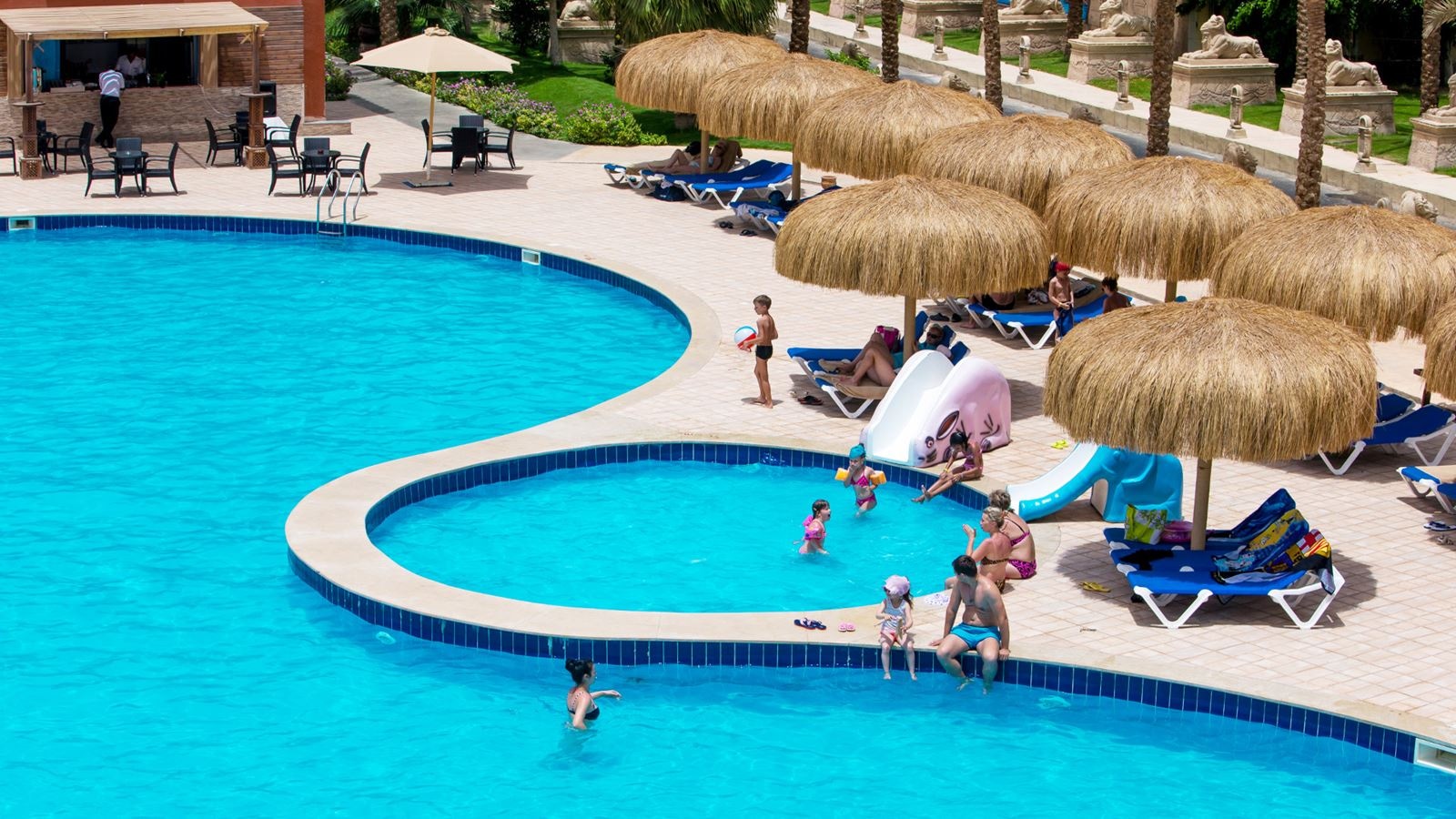 pools-outdoor-childrens-pool