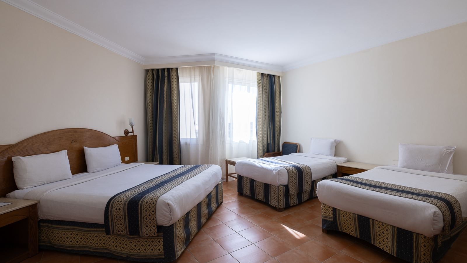 rooms-family-room