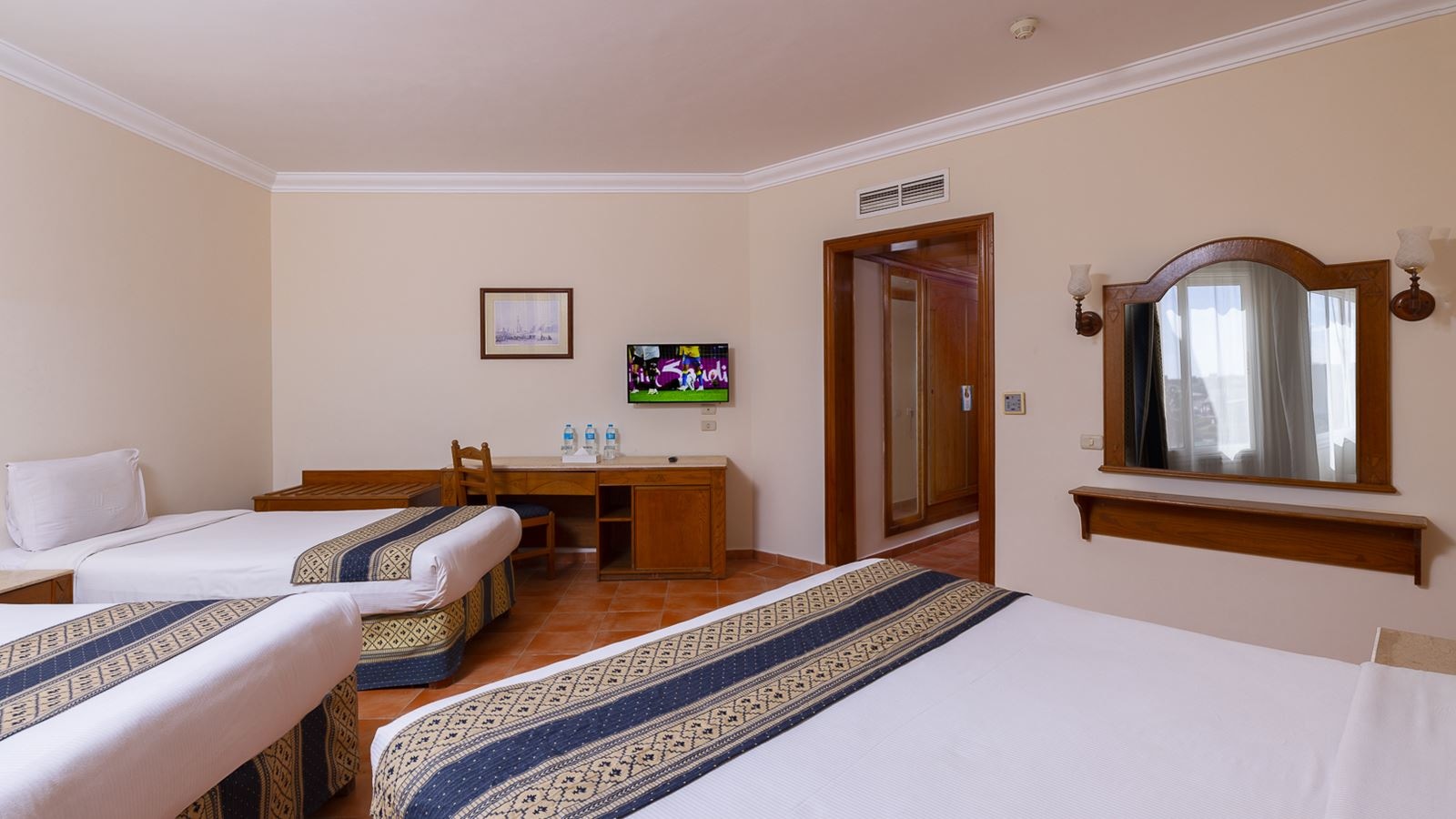 rooms-family-room