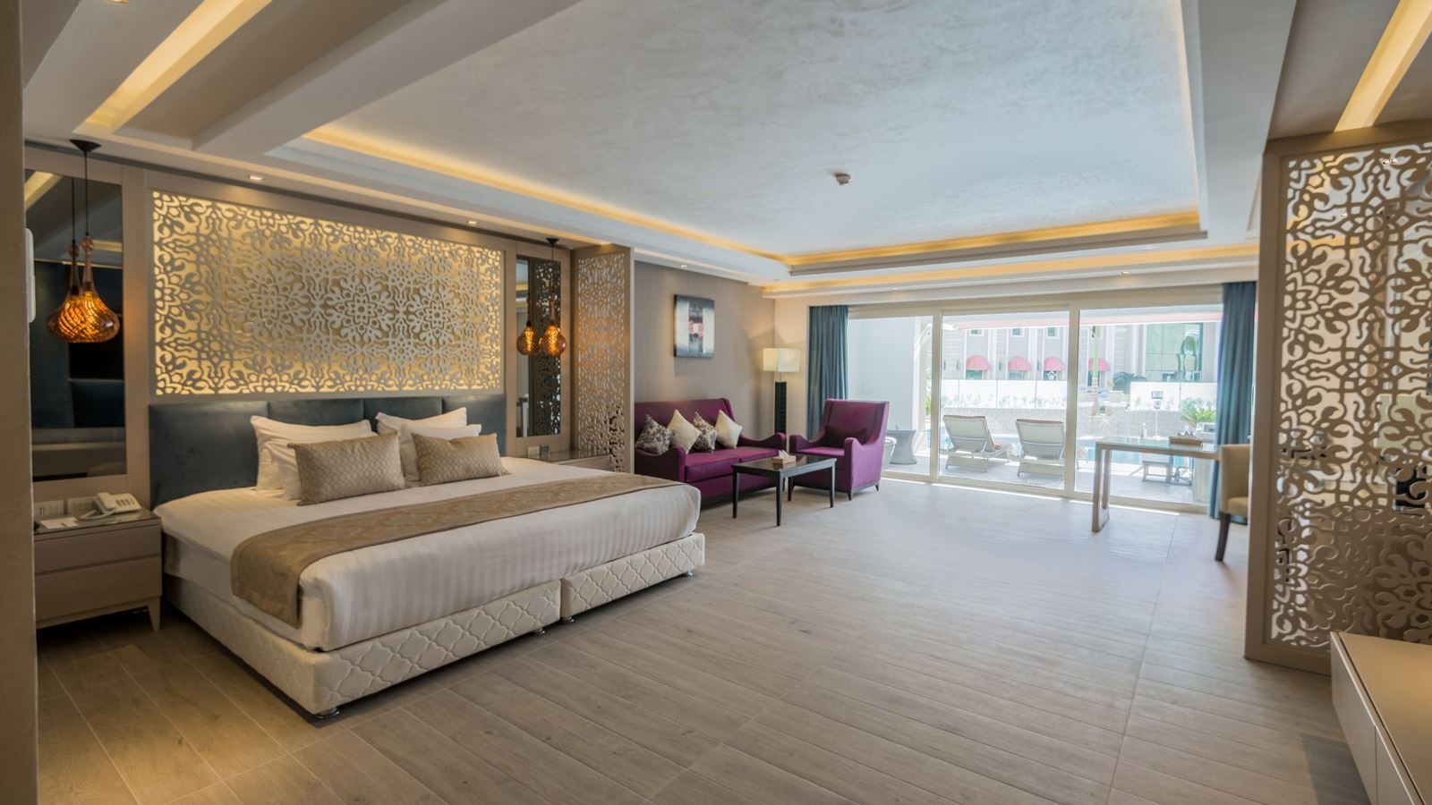 rooms-swim-up-suite-pool-view