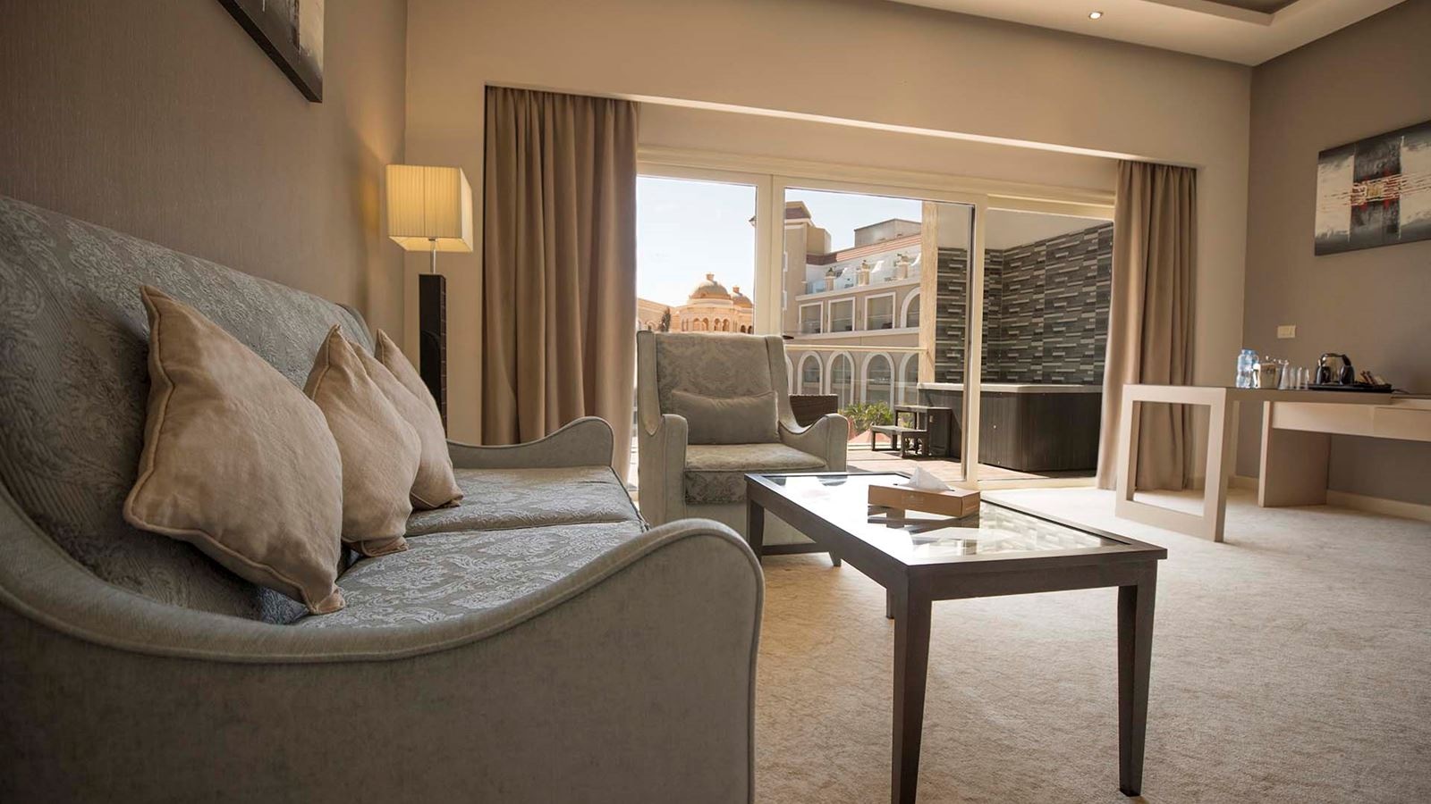 rooms-jacuzzi-suite