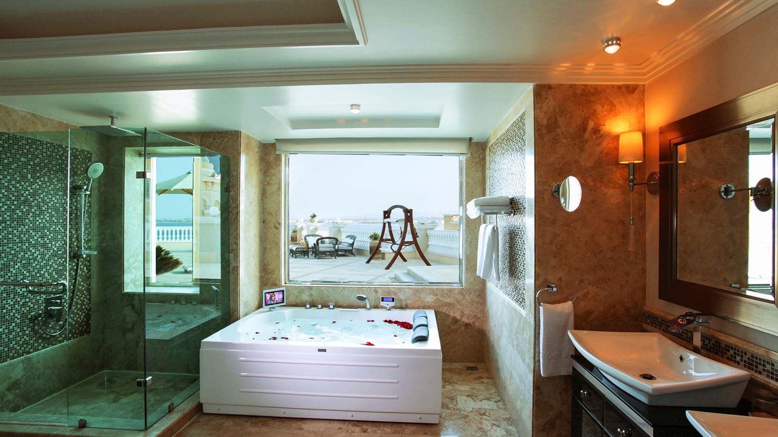rooms-royal-suite