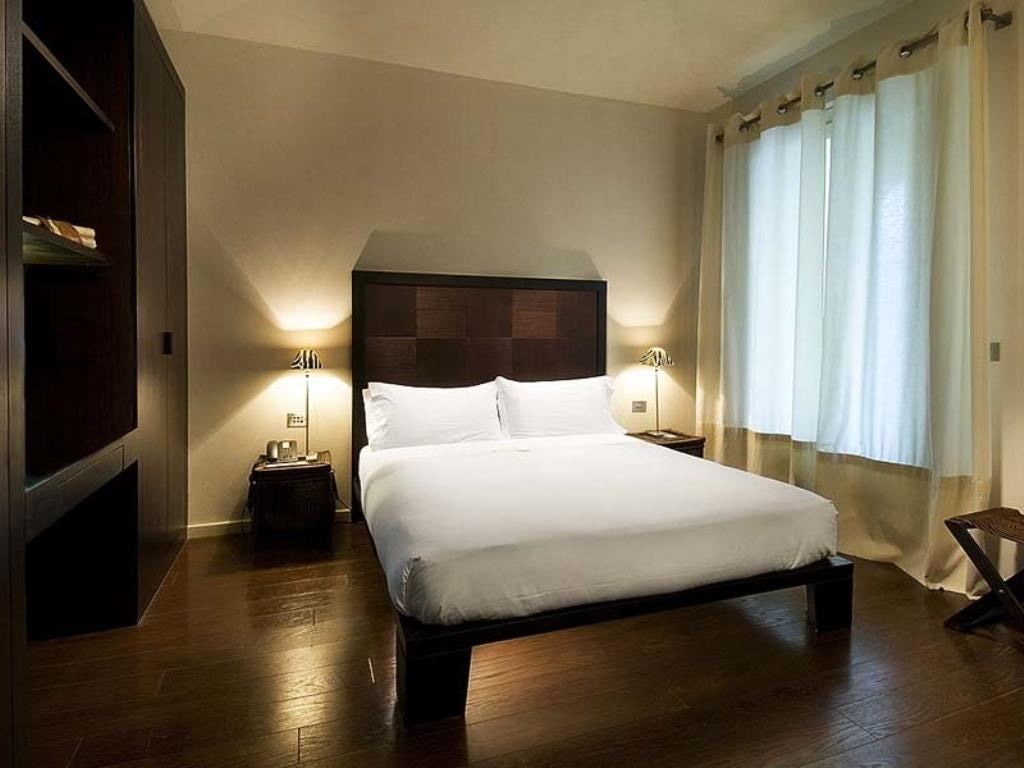 rooms-comfort-room-with-balcony