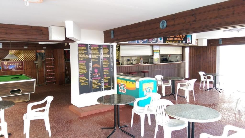 bars-pool-bar
