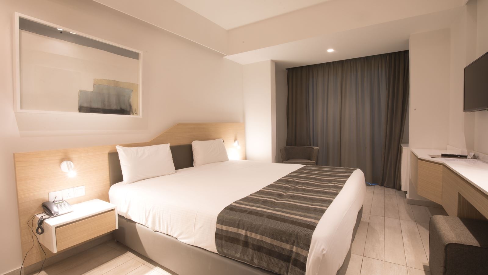 rooms-twin-inland-view