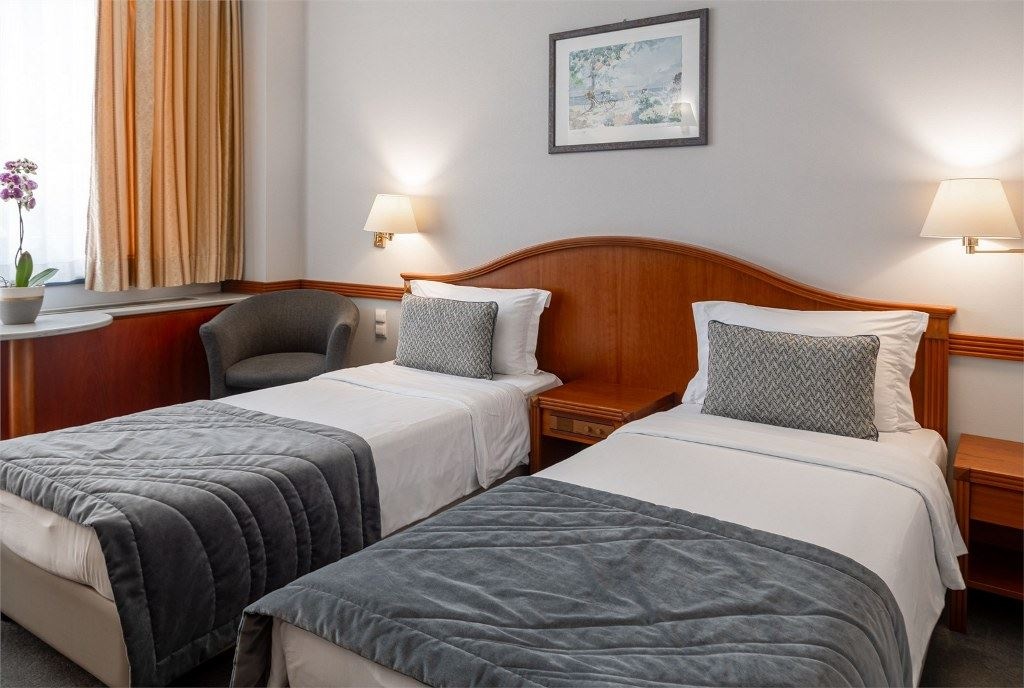 rooms-standart-bokovoi-sea