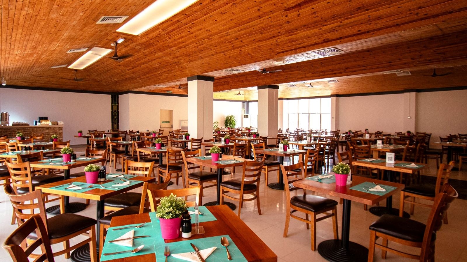 restaurants-main-restaurant