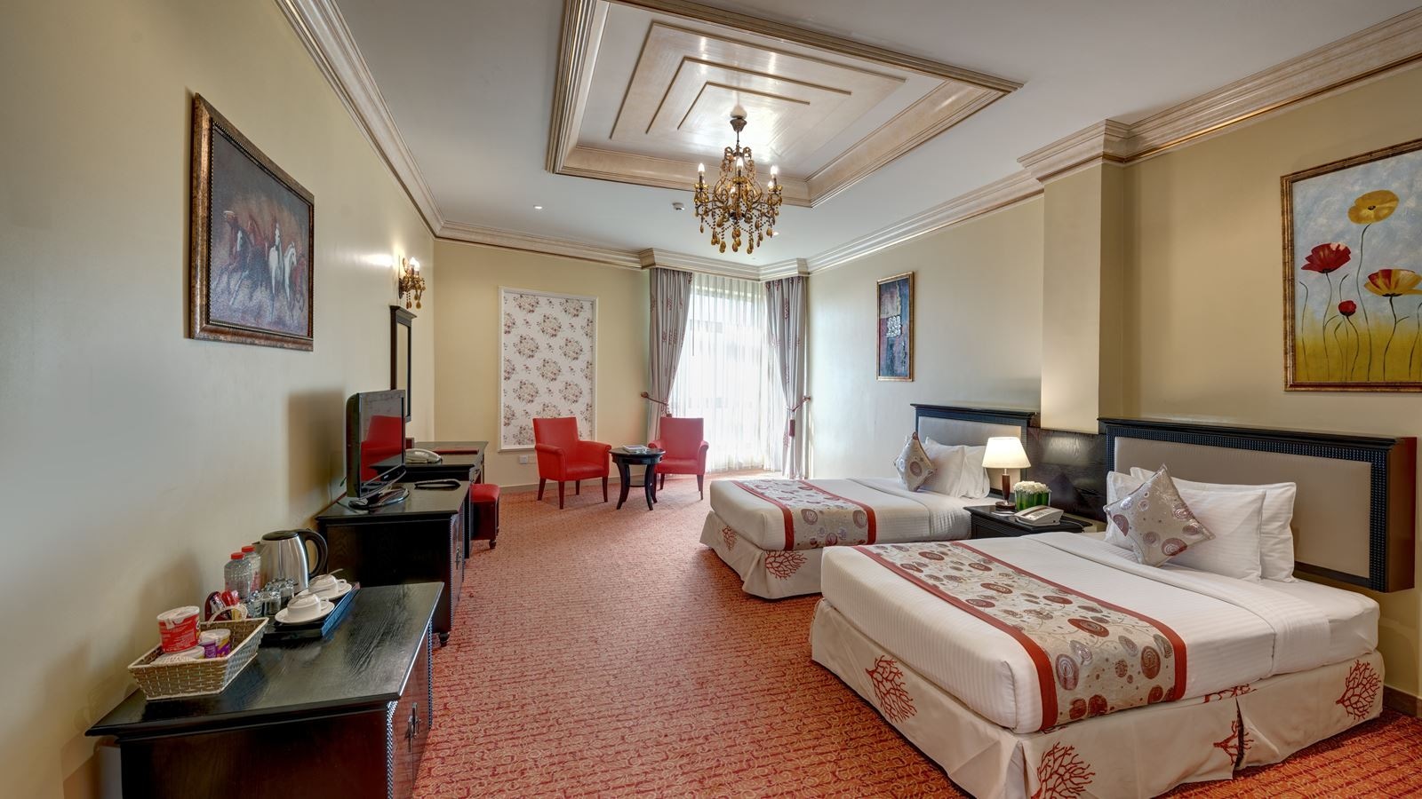 rooms-deluxe-room-balcony