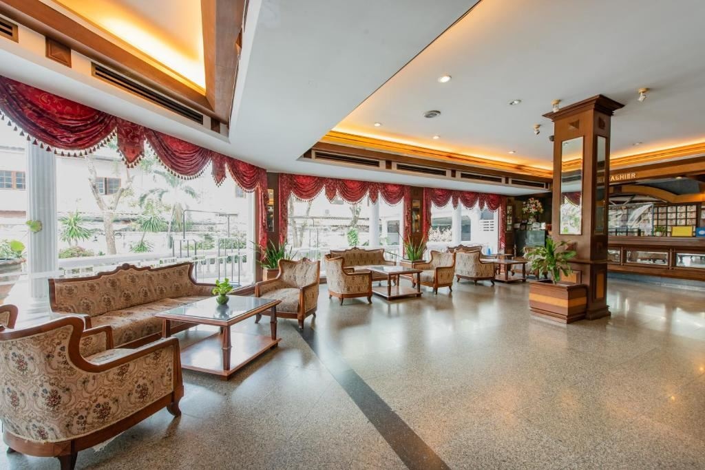 general-main-building