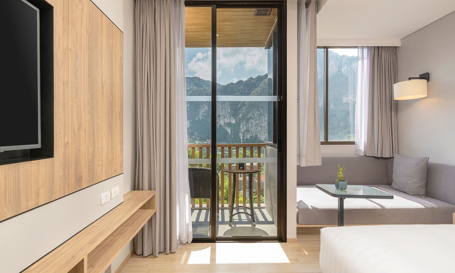 rooms-standard-mountain-view