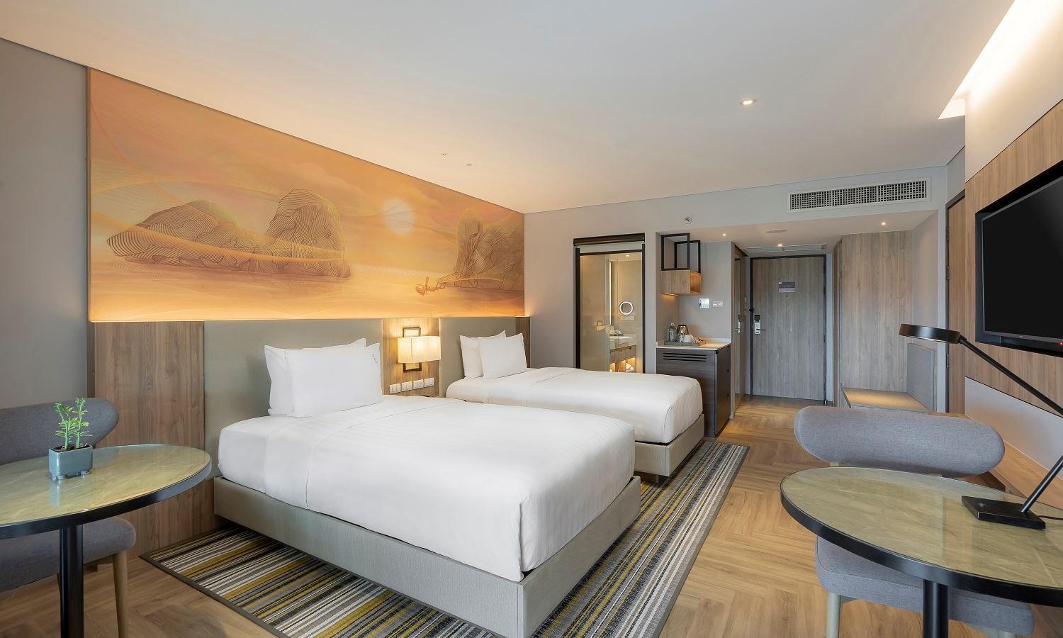 rooms-premium-pool-view