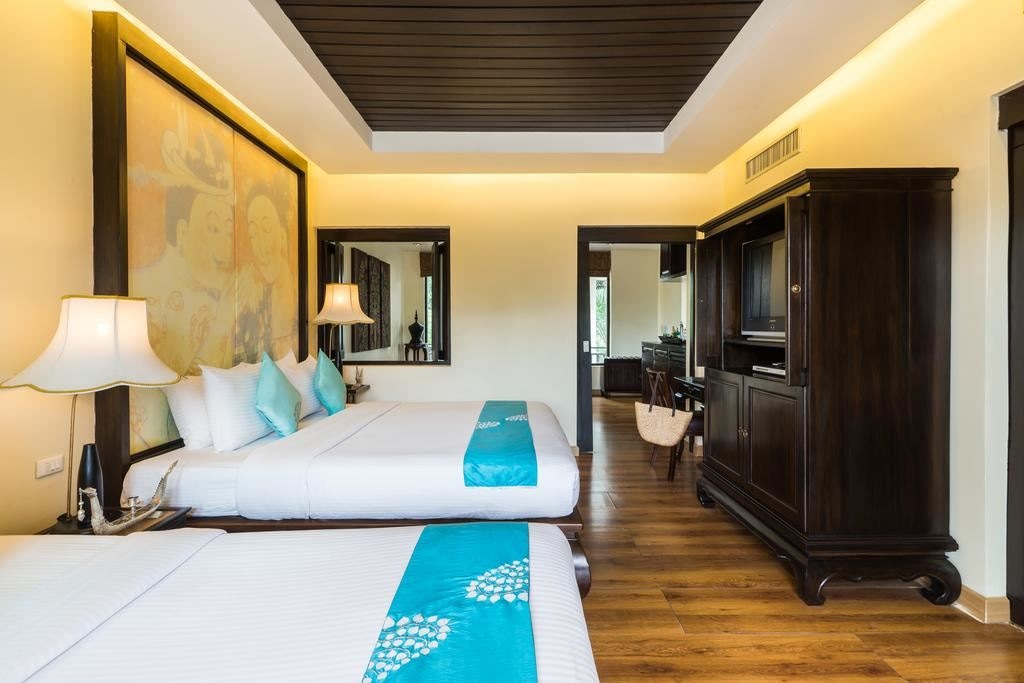rooms-deluxe-suite