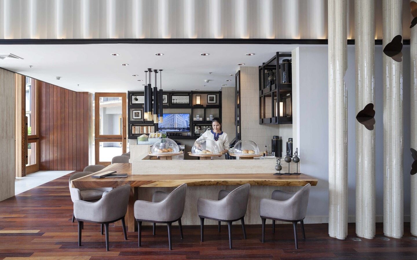 bars-lobby-lounge